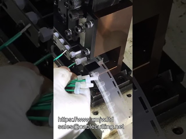 汽车静音端子压接机 | 定制模具助力新能源汽车线束生产