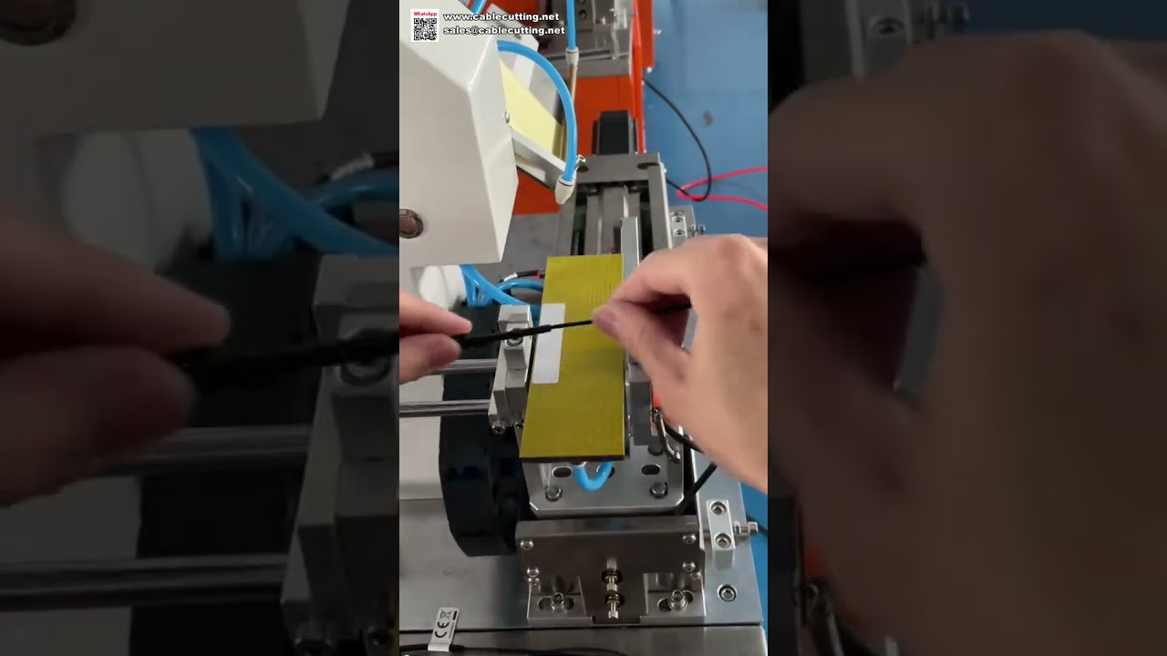 Advanced Technology Wire Fold Labeling Machine High Precision Cable Sticker Applicator System