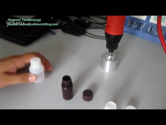 手动塑料瓶旋盖机 X01 - 高效封口设备
